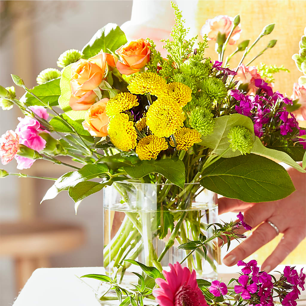 Bold & Bright – A Florist Original – Sweet As Can Bee Florals, Baltimore MD