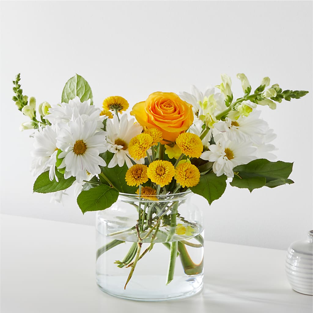 Sun Salutation Bouquet – Sweet As Can Bee Florals, Baltimore MD