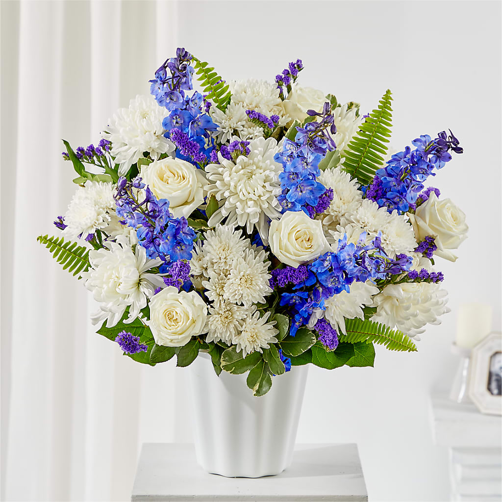 Hold Dear Tabletop Basket – Sweet As Can Bee Florals, Baltimore MD