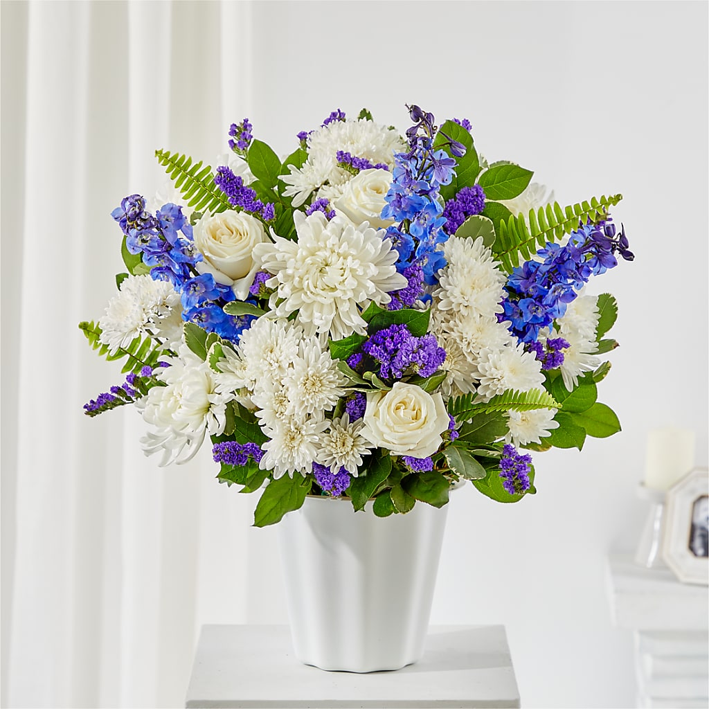 Hold Dear Tabletop Basket – Sweet As Can Bee Florals, Baltimore MD