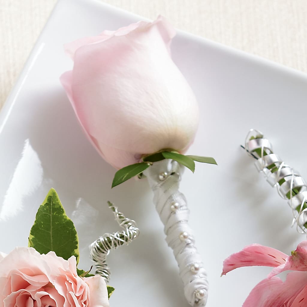 Pink Rose Boutonniere – Sweet As Can Bee Florals, Baltimore MD