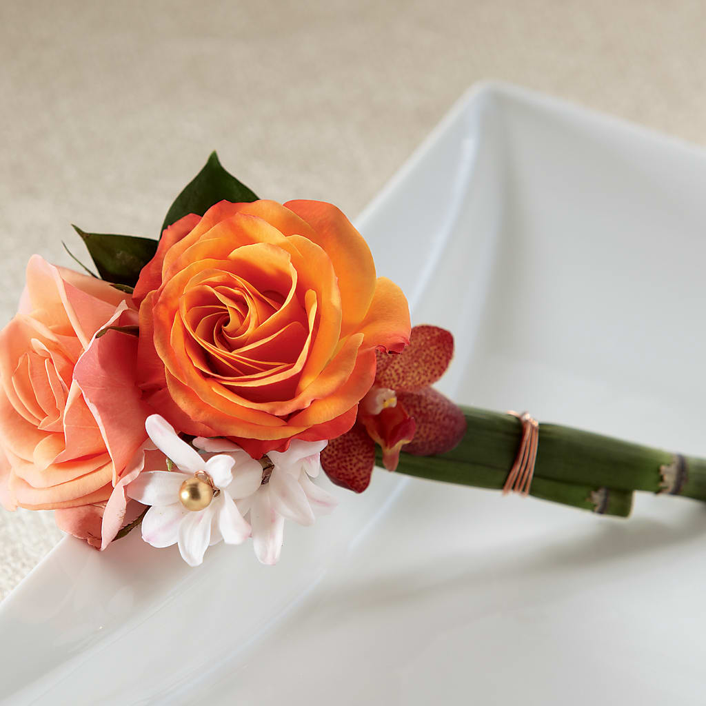Sunset Dream Boutonniere – Sweet As Can Bee Florals, Baltimore MD