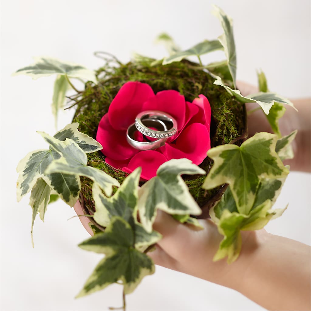 Lila Rose Ring Nest – Sweet As Can Bee Florals, Baltimore MD