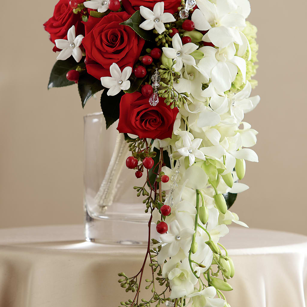 Here Comes the Bride Bouquet – Sweet As Can Bee Florals, Baltimore MD