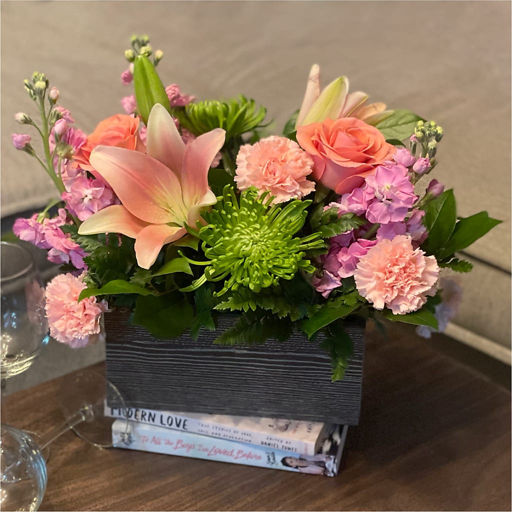 Beautiful Spirit Basket –  Sweet As Can Bee Florals, Baltimore MD