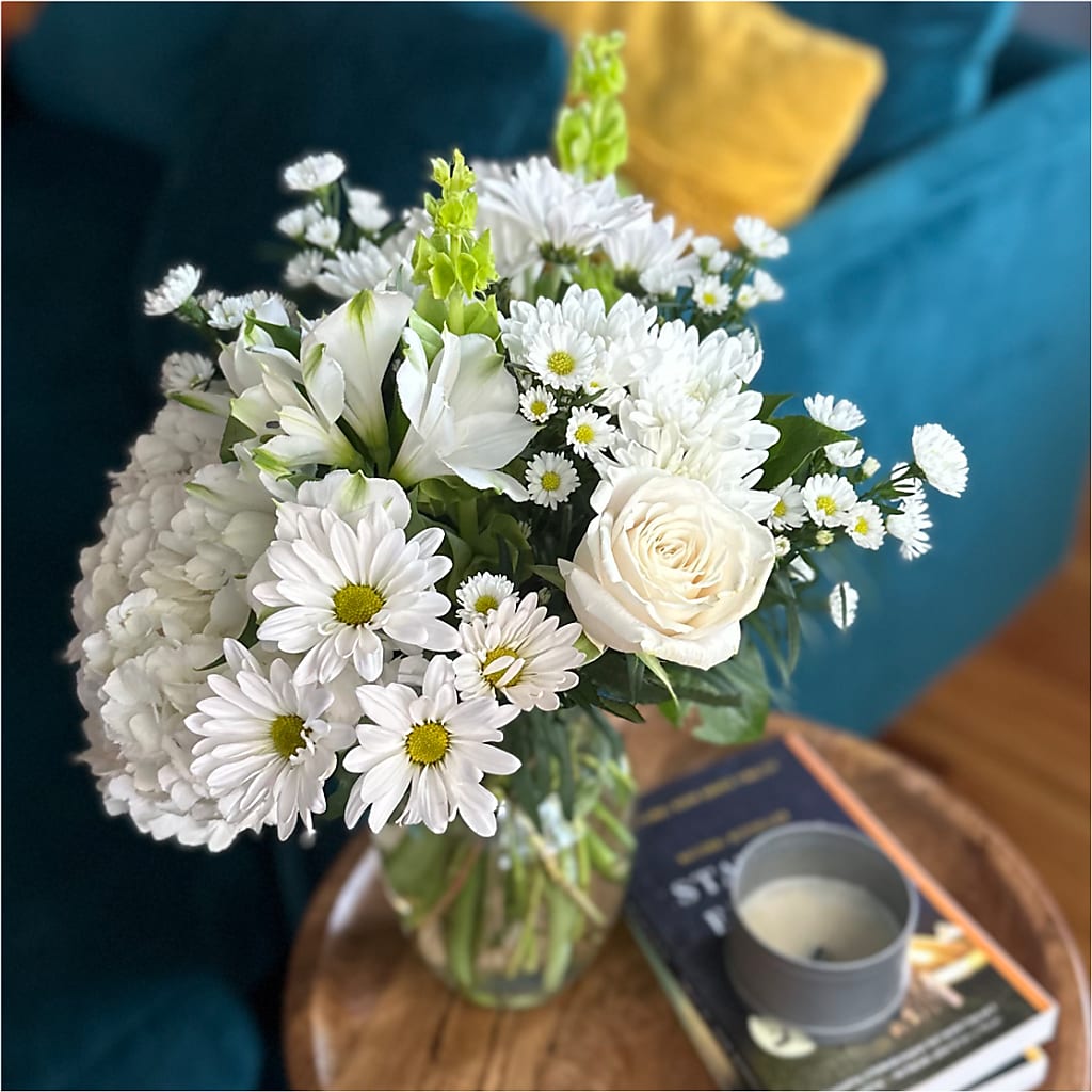 Classic Ivory – A Florist Original –  Sweet As Can Bee Florals, Baltimore MD