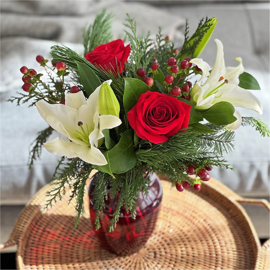 Evergreen Delight Bouquet –  Sweet As Can Bee Florals, Baltimore MD