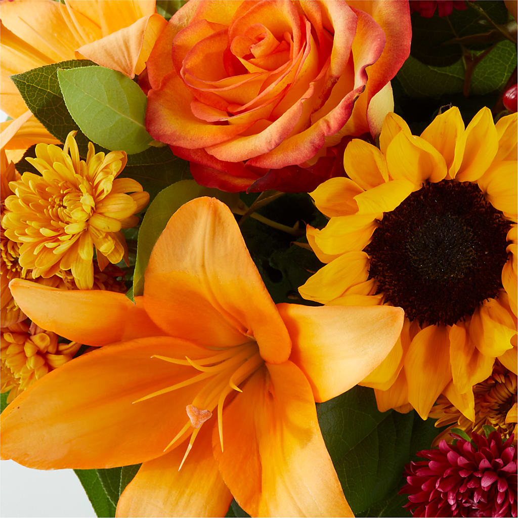 Grateful Centerpiece –  Sweet As Can Bee Florals, Baltimore MD