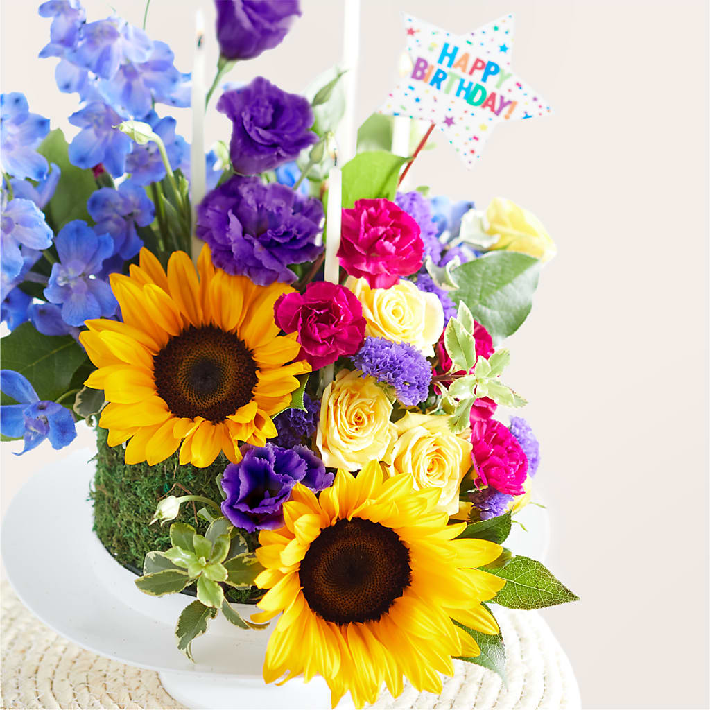 Star of the Day Floral Cake –  Sweet As Can Bee Florals, Baltimore MD